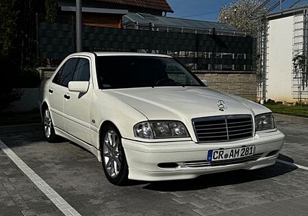 Mercedes-Benz 220 CDI W202