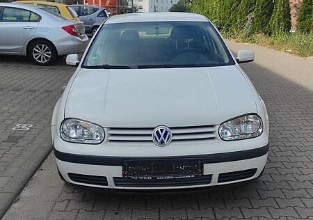 VW Golf Volkswagen 1.9TDI