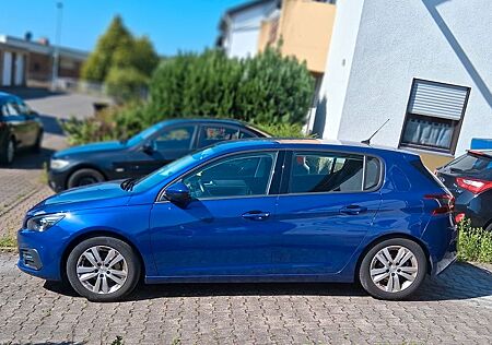 Peugeot 308 PureTech 130 Active Active
