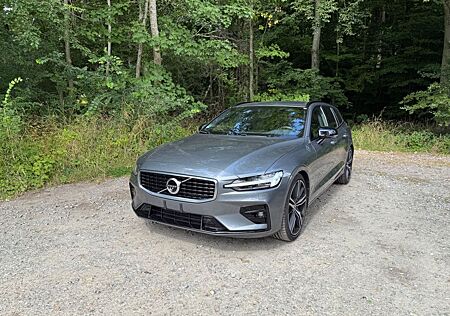 Volvo V60 D4 R Design inkl. Garantie