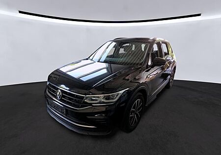 VW Tiguan Volkswagen Life 2.0 TDI/MATRIX/ACC/LANE/AHK