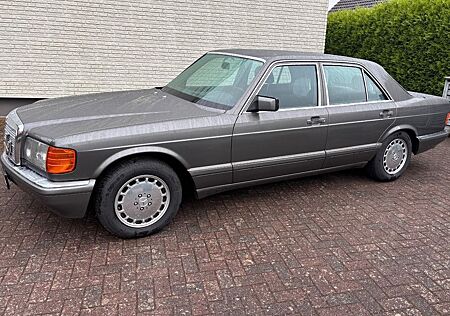 Mercedes-Benz S 300
