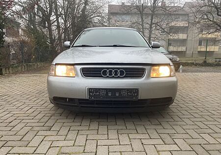 Audi A3 1.8 Ambiente Ambiente