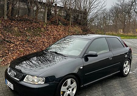 Audi A3 1.8T 110kW quattro Ambition