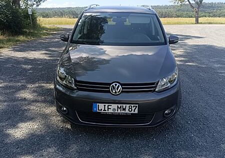 VW Touran Volkswagen 1.4 TSI 103kW DSG 7 Sitzer