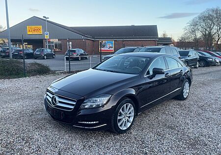 Mercedes-Benz CLS 350 CDI 1.Hand/30TKM/Navi/Xenon/Schiebedach