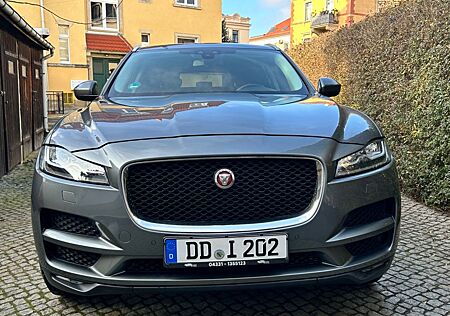 Jaguar F-Pace 25d AWD Prestige Automatik Prestige