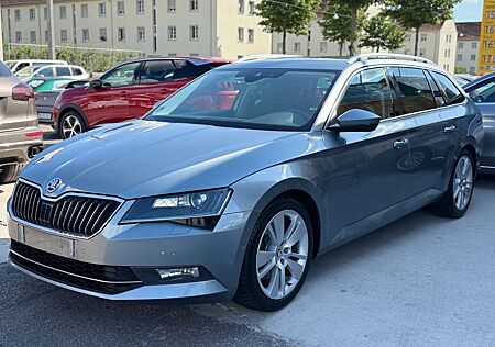 Skoda Superb Combi-ACC-SpurA-Totwinkel-Ambiente-AHK
