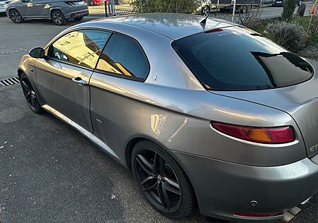 Alfa Romeo GT 1.9 JTDM 16V Quadrifoglio Verde Quadrifog...