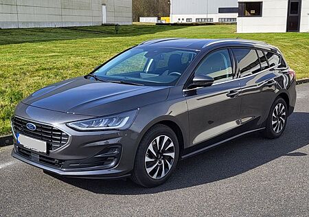 Ford Focus EcoBoost 114kW Titanium X mit Garantie