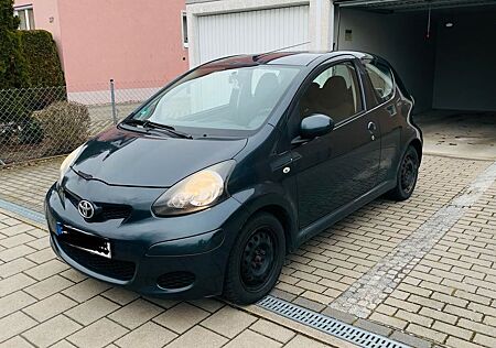 Toyota Aygo (TÜV wird neu gemacht)