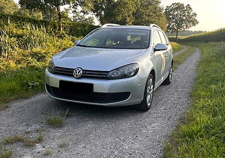VW Golf Volkswagen 1.2 TSI Trendline Variant Trendline