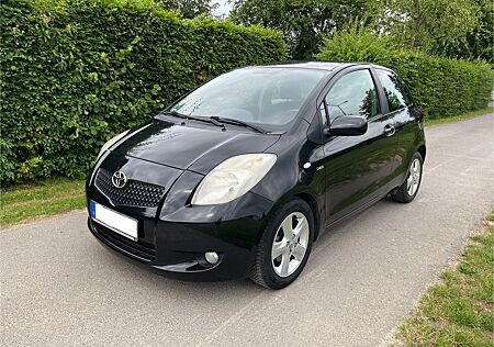 Toyota Yaris Sol 1,4-l-D-4D Keyless-Go