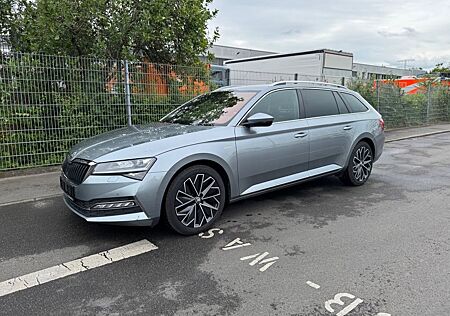Skoda Superb Laurin & Klement 140 KW DSG AHK