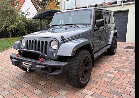 Jeep Wrangler Unlimited Sahara 2.8 CRD Autom. Sahara