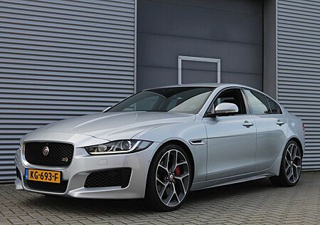 Jaguar XE 3.0 S I 340 PK I Aut. I Leder I Navi