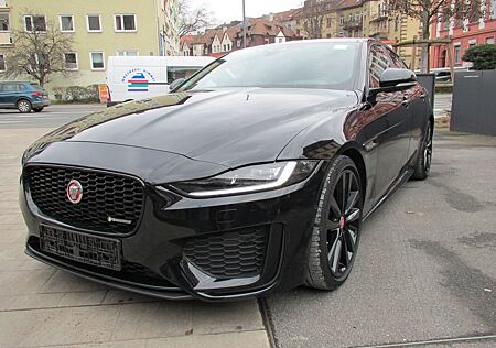 Jaguar XE R-Dynamic SE AWD LED Leder Kamera Navi PDC