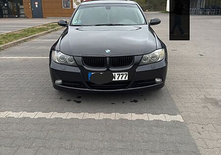 BMW 320d E90