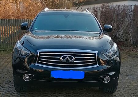 Infiniti QX70 3.7 S Premium