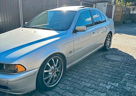 BMW 525 gebraucht kaufen BMW 525i