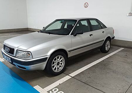 Audi 80 2.0 E Limousine