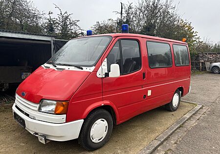 Ford Transit 100 Feuerwehr Auto 9 sitzer