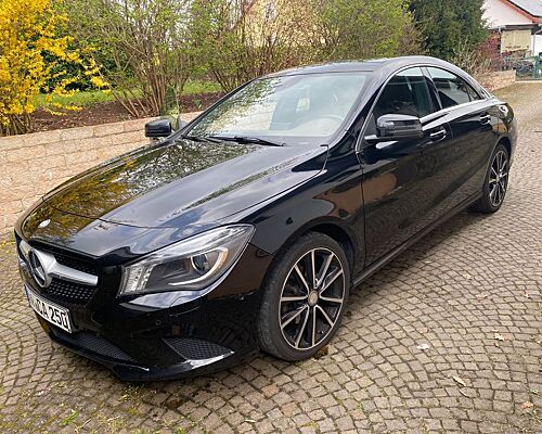 Mercedes-Benz CLA 220 CDI -