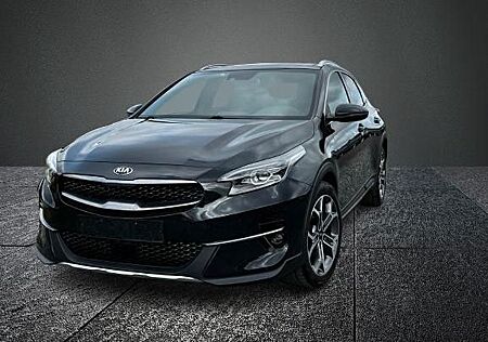 Kia XCeed 1.4 140PS DYNAMIC-PLUS PANO VIRTEUL CAM