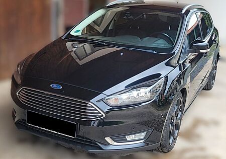 Ford Focus 1,5 TDCi 88kW PowerSh. Titanium Turnie...