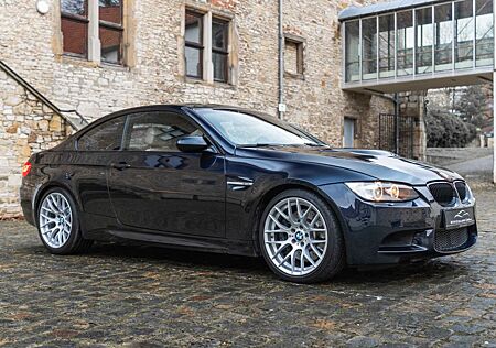 BMW M3 Competition Paket PDC BTH NAV LEDER CARBON
