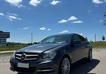 Mercedes-Benz C 220 CDI BlueEFFICIENCY AVANTGARDE AVANTGARDE