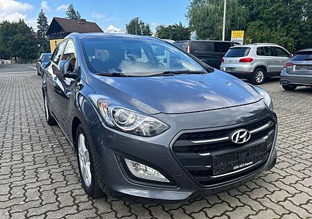 Hyundai i30 cw blue Style