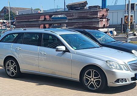 Mercedes-Benz E 220 CDI T, TÜV NEU, SSD, AHK , 3. Hand,