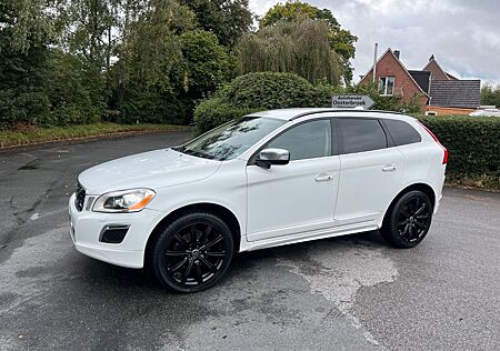 Volvo XC 60 R-Design Aut Leder / AHK