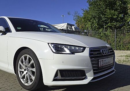 Audi A4 Limousine 40 TDI quattro sport *LEDER*NAVI*
