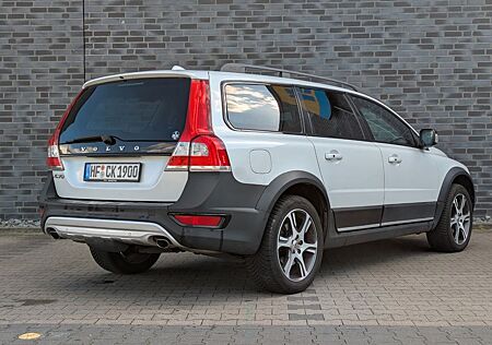 Volvo XC 70 XC70 D5 AWD Linje Svart ACC/Standhz/Scheckh./AHK