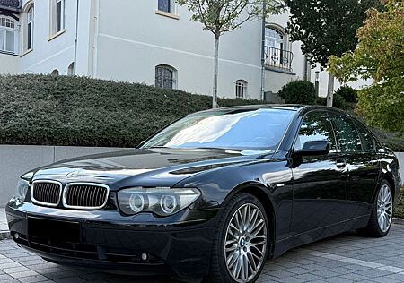 BMW 745i Exclusive Voll
