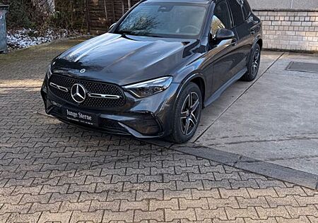 Mercedes-Benz GLC 220 d 4Matic Edition AMG Line/360°/Memory/19