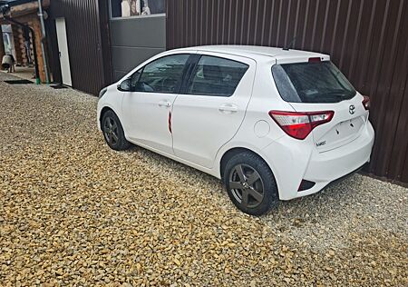 Toyota Yaris 1,0-l-VVT-i Comfort Comfort