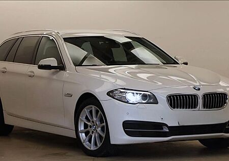 BMW 520d xDrive Touring A -