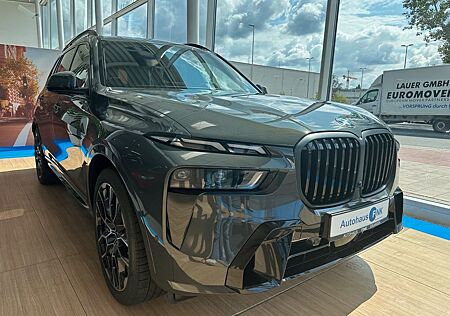 BMW X7 xDrive 40d M Sport Pro 22" Sky Autobahn