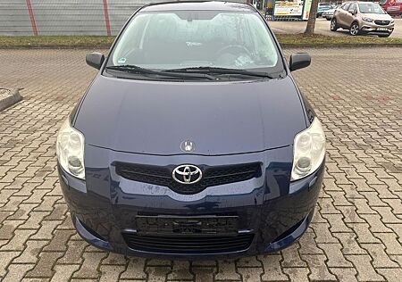 Toyota Auris Executive 1.6 Benzin