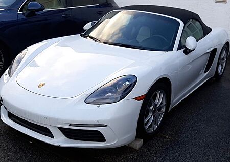 Porsche Boxster 718 Turbo 300 PS PDK 26000KM