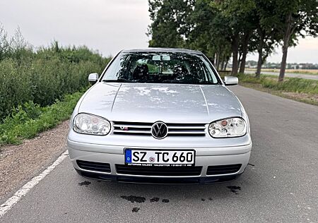 VW Golf Volkswagen 2.8 V6 4motion V6