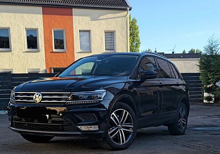 VW Tiguan Volkswagen 2.0 TSI 132kW DSG 4MOTION Highline Hi...