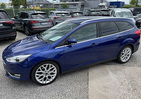 Ford Focus Turnier Titanium Xenon AHK