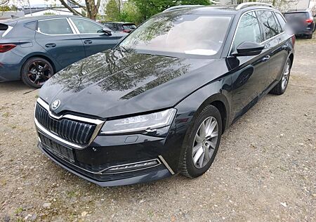 Skoda Superb Combi Style iV 1.4 TSI /AHK/TRAVEL/SHZ/