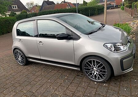 VW Up Volkswagen ! 1.0 55kW move ! move !