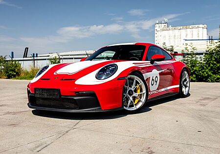 Porsche 992 911 GT3 APPROVED LIFT PCCB BOSE PPF FULL