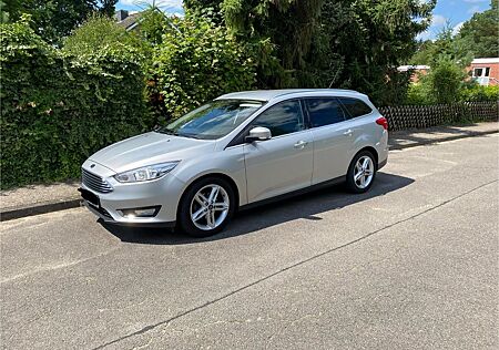 Ford Focus 1,5TDCi 88kW DPF Titanium Turnier Titanium